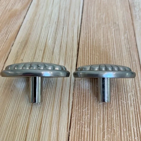 Set of 2 Satin Nickel Oval Shell Knob Cabinet Pulls Flower Drawer Knobs Hardware - Picture 3 of 10